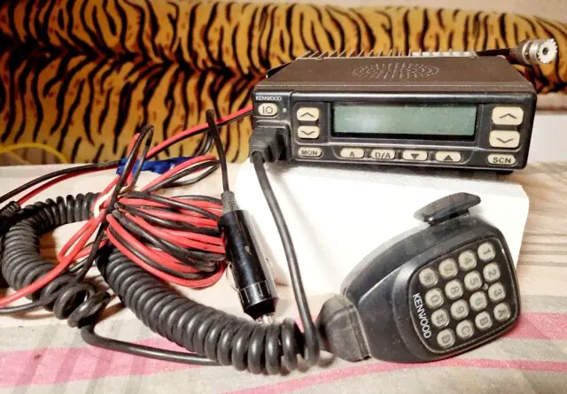 Радиостанция Kenwood TK-780 диапазона VHF
