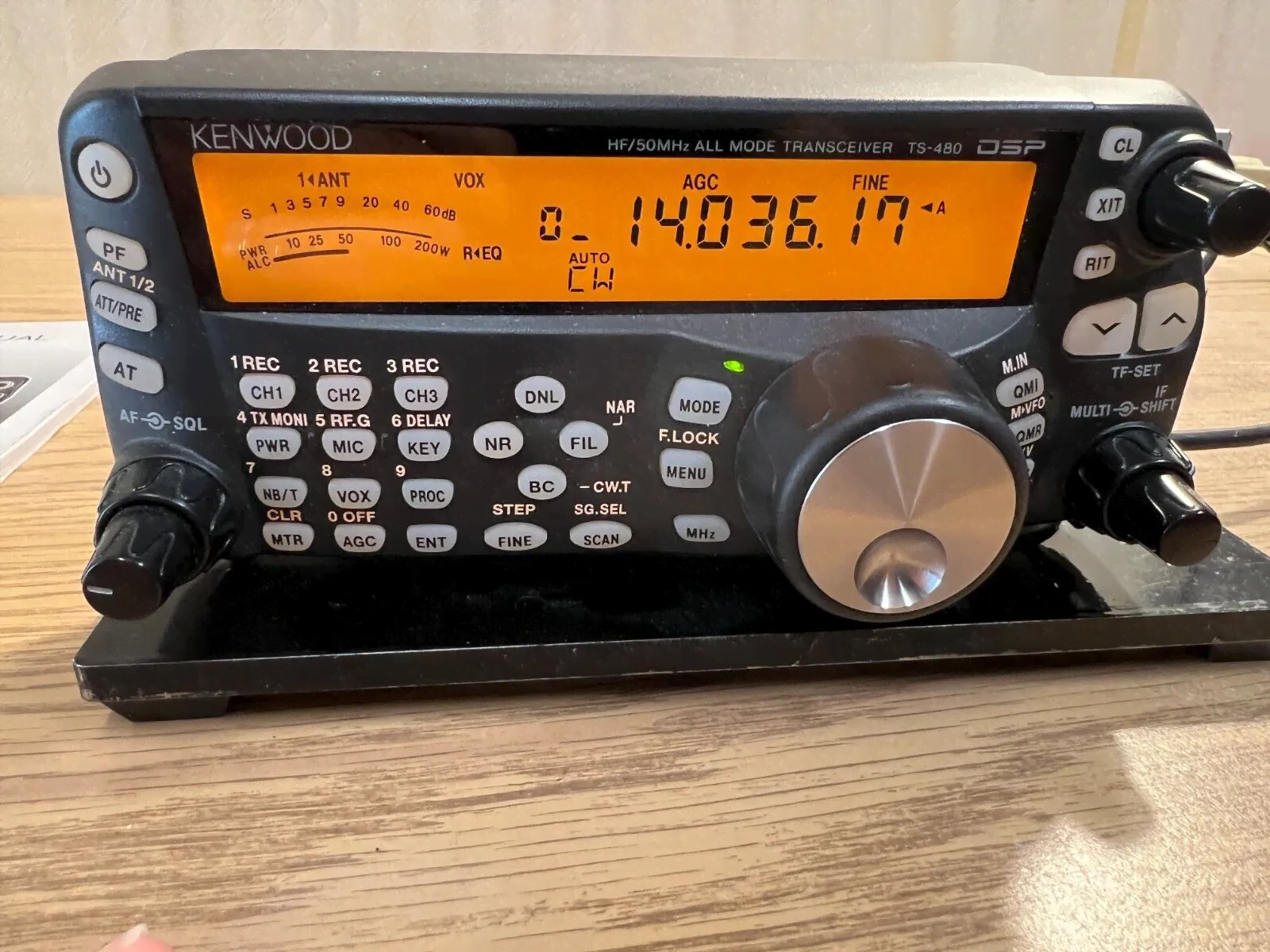 Kenwood TS-480HX 200 Watt HF/50 MHz Transceiver